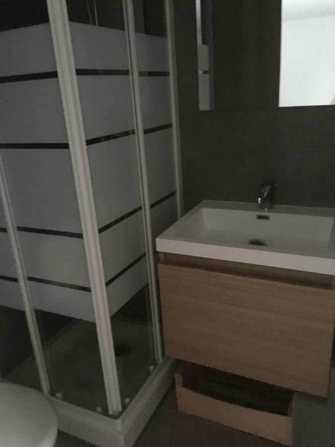 Esprit D'Ailleurs Bed & Breakfast Baillargues Exterior foto